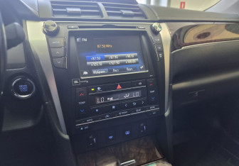 Подержанный автомобиль Toyota Camry Sedan 2016 года (13 фото)
