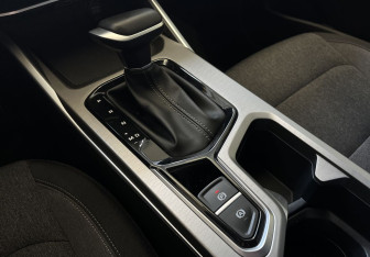 Подержанный автомобиль Geely Emgrand 2024 года (13 фото)