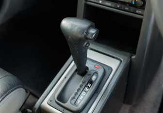 Подержанный автомобиль Nissan X-Trail 2001 года (14 фото)