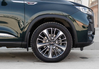 Подержанный автомобиль Chery Tiggo 8 Pro Max 2024 года (9 фото)