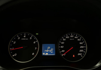 Подержанный автомобиль Mitsubishi Outlander 2018 года (11 фото)