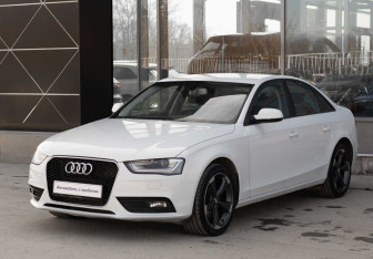 Подержанный автомобиль Audi A4 Sedan 2014 года (1 фото)