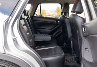 Подержанный автомобиль Mazda CX-5 2013 года (21 фото)