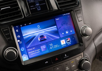 Подержанный автомобиль Toyota Highlander 2012 года (15 фото)