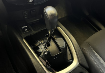 Подержанный автомобиль Nissan Qashqai 2021 года (10 фото)