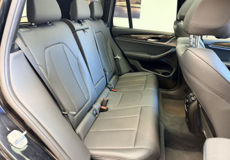 Подержанный автомобиль BMW X3 2019 года (14 фото)