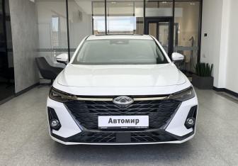 Подержанный автомобиль Chery Arrizo 8 2025 года (2 фото)