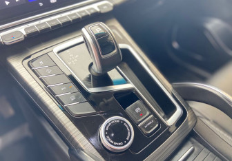 Подержанный автомобиль Geely Atlas Pro 2023 года (14 фото)