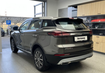 Подержанный автомобиль Geely Atlas Pro 2023 года (6 фото)