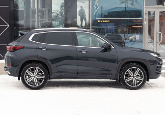 Подержанный автомобиль Exeed LX 2022 года (4 фото)