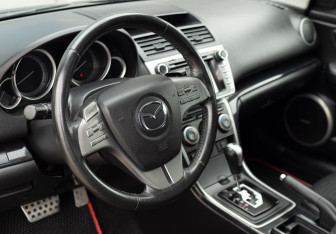 Подержанный автомобиль Mazda 6 Sedan 2008 года (11 фото)