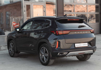 Подержанный автомобиль Exeed LX 2023 года (7 фото)