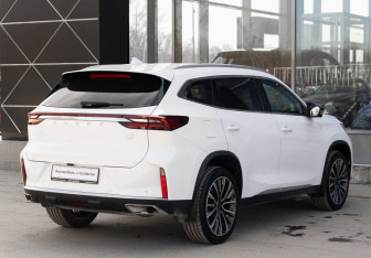 Подержанный автомобиль Exeed TXL 2024 года (5 фото)