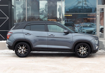 Подержанный автомобиль Hyundai Creta 2021 года (4 фото)