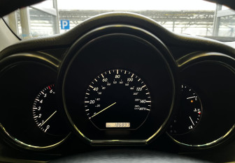 Подержанный автомобиль Lexus RX 2003 года (11 фото)