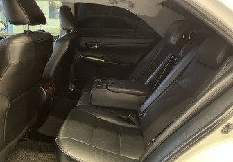 Подержанный автомобиль Toyota Camry Sedan 2013 года (13 фото)