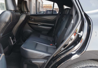 Подержанный автомобиль Toyota Harrier 2019 года (19 фото)