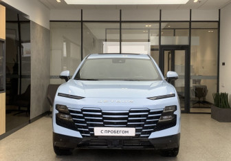 Подержанный автомобиль Jetour Dashing 2023 года (2 фото)