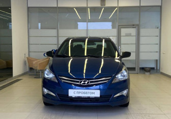 Подержанный автомобиль Hyundai Solaris Sedan 2016 года (2 фото)