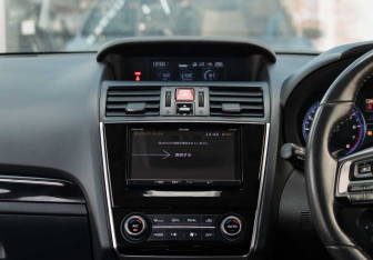Подержанный автомобиль Subaru Levorg 2019 года (15 фото)