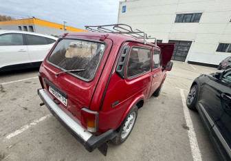 Подержанный автомобиль LADA (ВАЗ) 2121 (4x4) 1996 года (10 фото)
