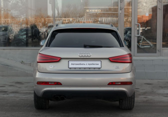 Подержанный автомобиль Audi Q3 2012 года (6 фото)