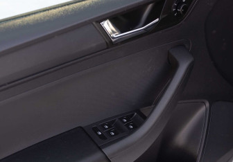 Подержанный автомобиль Skoda Rapid Liftback 2020 года (15 фото)