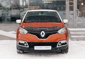 Подержанный автомобиль Renault Captur 2013 года (2 фото)