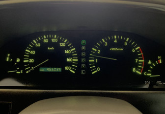 Подержанный автомобиль Toyota Corona Sedan 2001 года (7 фото)