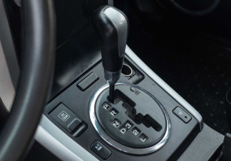 Подержанный автомобиль Suzuki Grand Vitara 2010 года (15 фото)