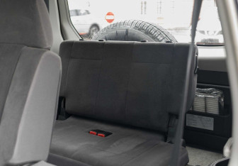 Подержанный автомобиль Mitsubishi Pajero 2003 года (18 фото)