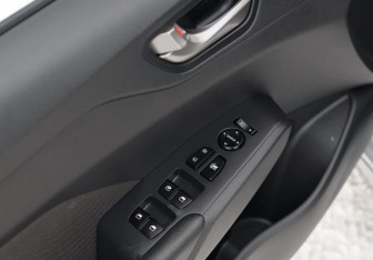 Подержанный автомобиль Hyundai Solaris Sedan 2018 года (16 фото)