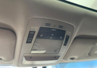 Подержанный автомобиль Lexus RX 2009 года (23 фото)