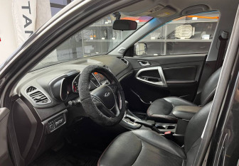 Подержанный автомобиль Chery Tiggo 5 2015 года (11 фото)