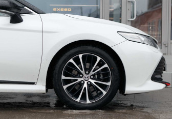 Подержанный автомобиль Toyota Camry Sedan 2020 года (9 фото)