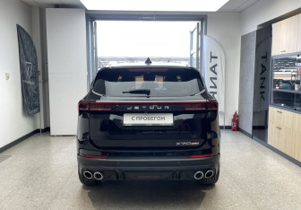 Подержанный автомобиль Jetour X70 2023 года (5 фото)