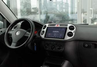 Подержанный автомобиль Volkswagen Tiguan 2009 года (10 фото)