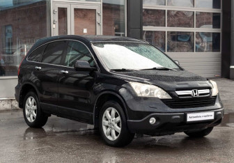 Подержанный автомобиль Honda CR-V 2008 года (3 фото)