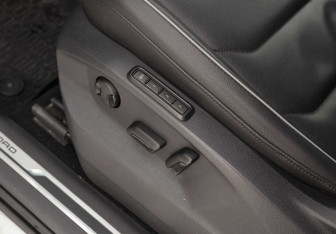 Подержанный автомобиль Volkswagen Tiguan 2018 года (17 фото)