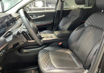 Подержанный автомобиль Exeed TXL 2023 года (11 фото)