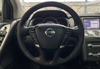 Подержанный автомобиль Nissan Murano Suv 2013 года (11 фото)