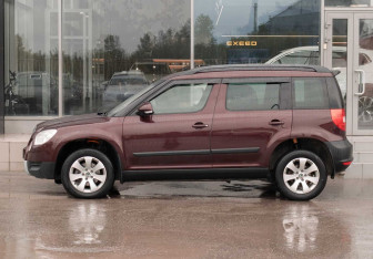 Подержанный автомобиль Skoda Yeti 2011 года (8 фото)
