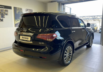 Подержанный автомобиль Infiniti QX80 2014 года (4 фото)