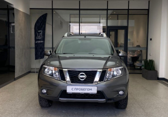 Подержанный автомобиль Nissan Terrano 2019 года (3 фото)