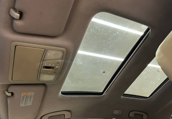 Подержанный автомобиль Nissan Teana 2008 года (14 фото)