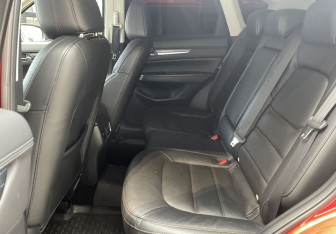 Подержанный автомобиль Mazda CX-5 2017 года (11 фото)