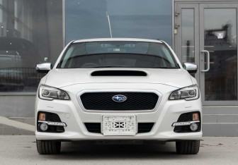 Подержанный автомобиль Subaru Levorg 2014 года (10 фото)