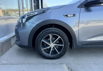 Подержанный автомобиль Kia Rio Hatchback 2020 года (9 фото)