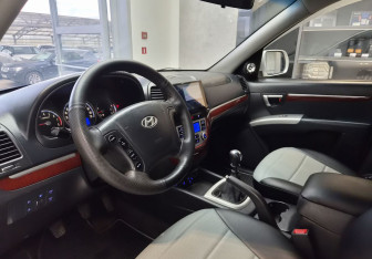 Подержанный автомобиль Hyundai Santa Fe 2008 года (7 фото)