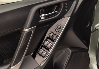 Подержанный автомобиль Subaru Forester Suv 2016 года (18 фото)